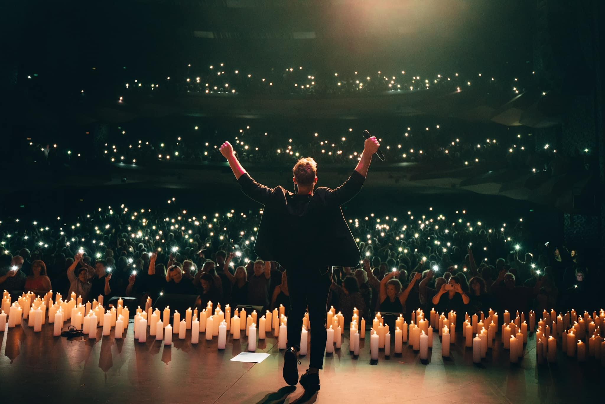 Elton John By Candlelight Visit Southend
